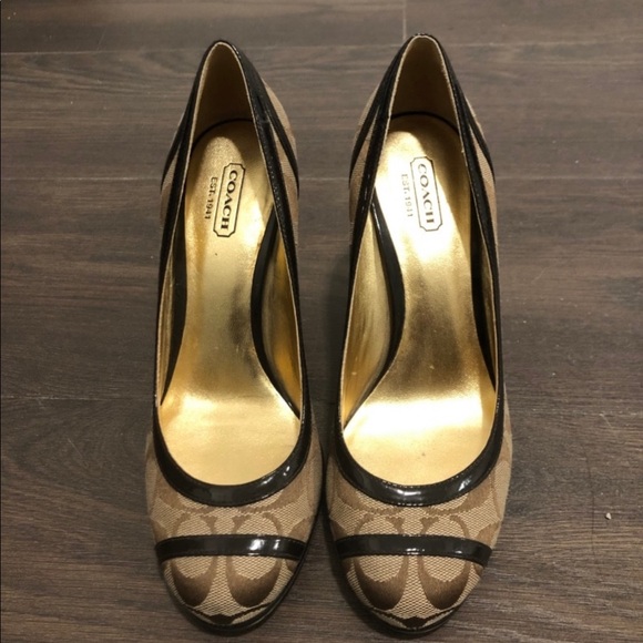 Coach shoes - Picture 2 of 2